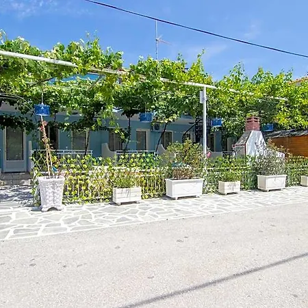 Liolios #4 Hotel Potamia (Thasos)